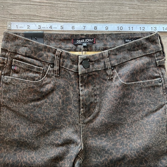 3/$25  NWT Dear John leopard print jeans 26 - Picture 4 of 12